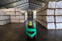 3. FKS Multi Agro lakukan pemecahan saham besar-besaran untuk penuhi aturan free float BEI. (Dok. fksmultiagro.com)