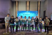 Momen pembagian poin loyalitas SETIA bikin petani tersenyum—solusi praktis selain hemat, juga aman. (Dok. Syngenta Indonesia)